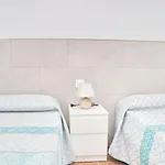 Puerta Cadiz Апартаменты *